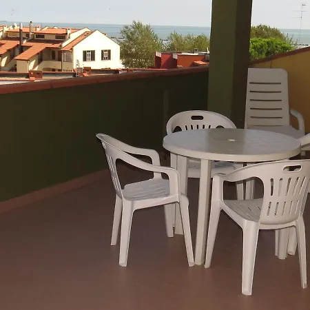 Mansarda Bilocale Vista Mare 公寓