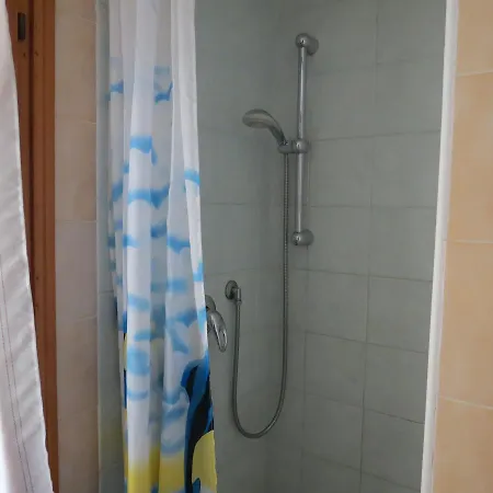 公寓 Mansarda Bilocale Vista Mare 利多尔德纳西奥尼